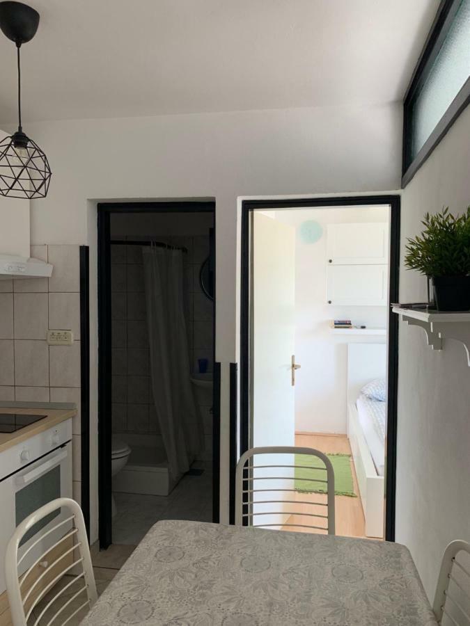 Apartment Bujas Raslina Exteriér fotografie